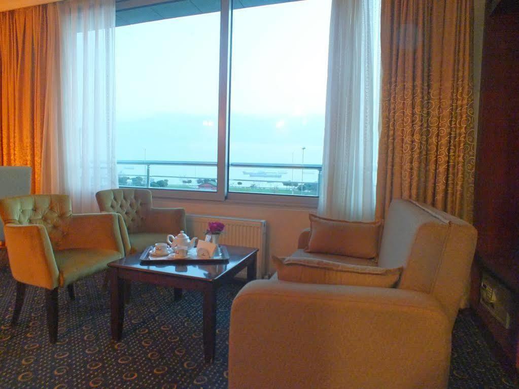 Sea Breeze Condominium Resort Μπιλόξι Εξωτερικό φωτογραφία